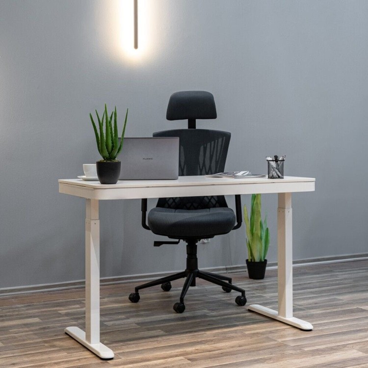 Biurko ergonomiczne.