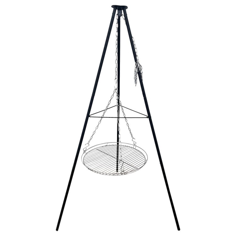 Palenisko ogrodowe na trójnogu.