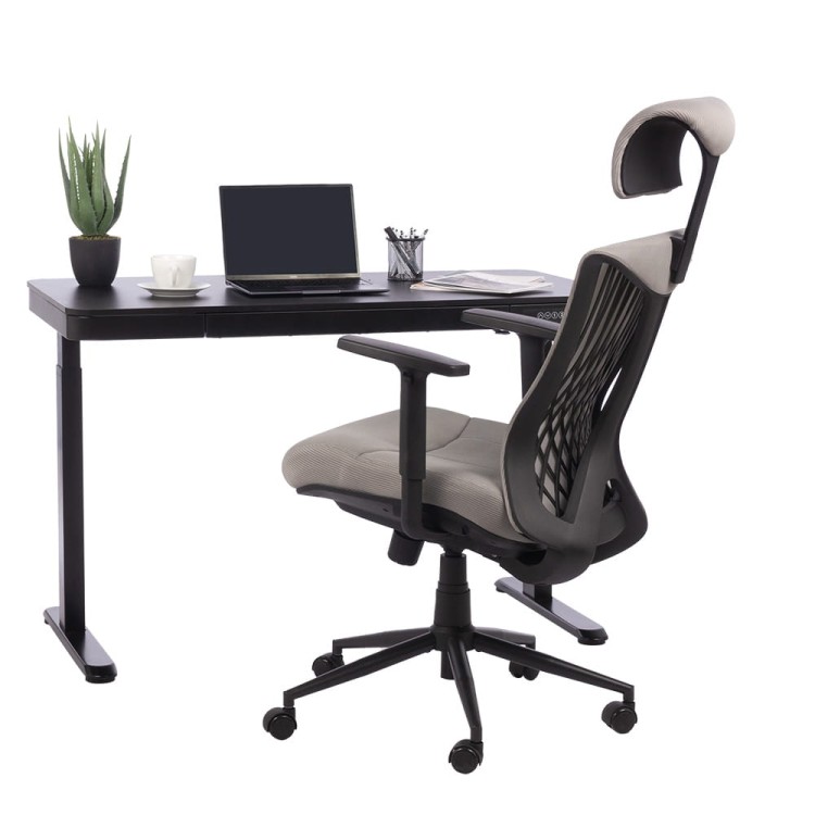 Biurko z elektryczną regulacją wysokości.