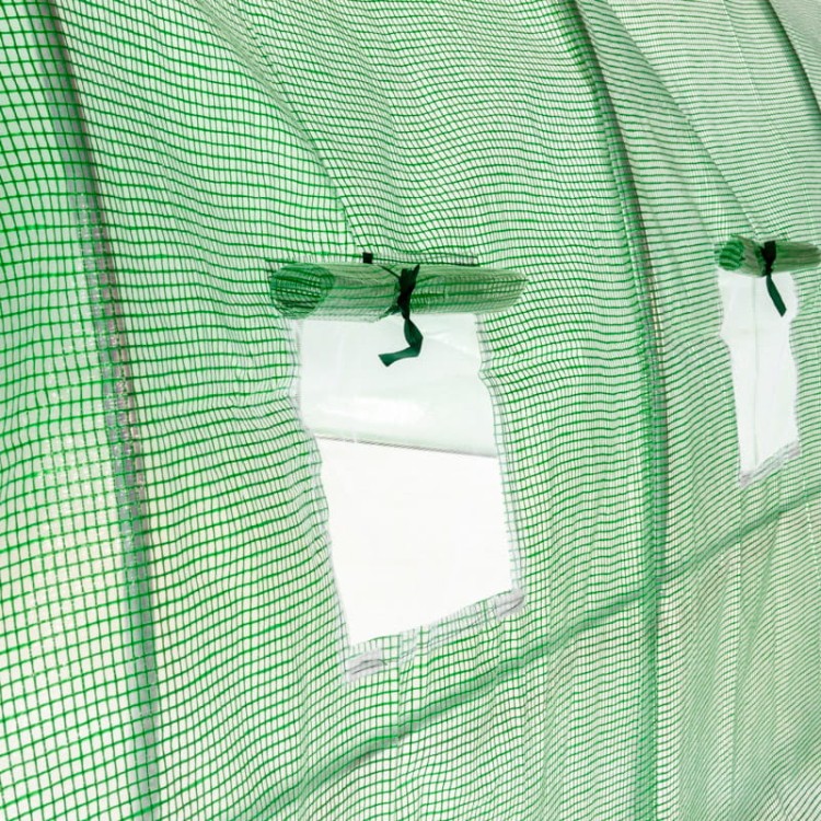 Zapasowa folia do szklarni ogrodowej.