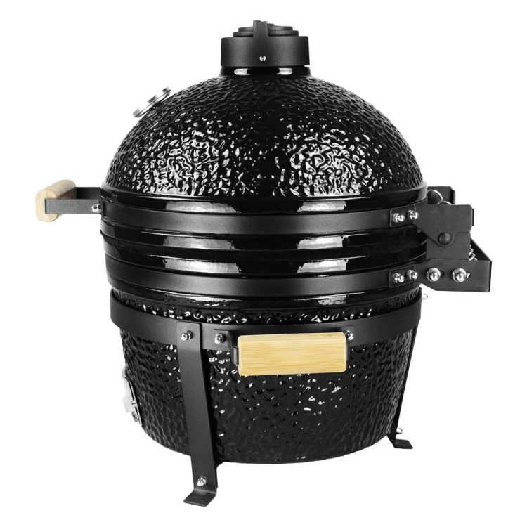 Nowoczesny grill węglowy ceramiczny.