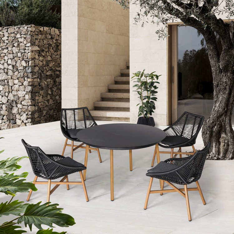 Zestaw 4 sztuk krzeseł ogrodowych.