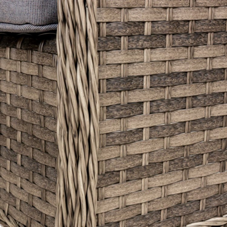 af390e3930b990699274799f25f8074f