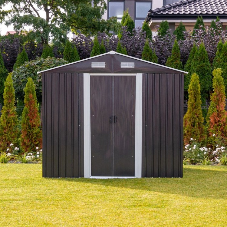 duży domek narzędziowy