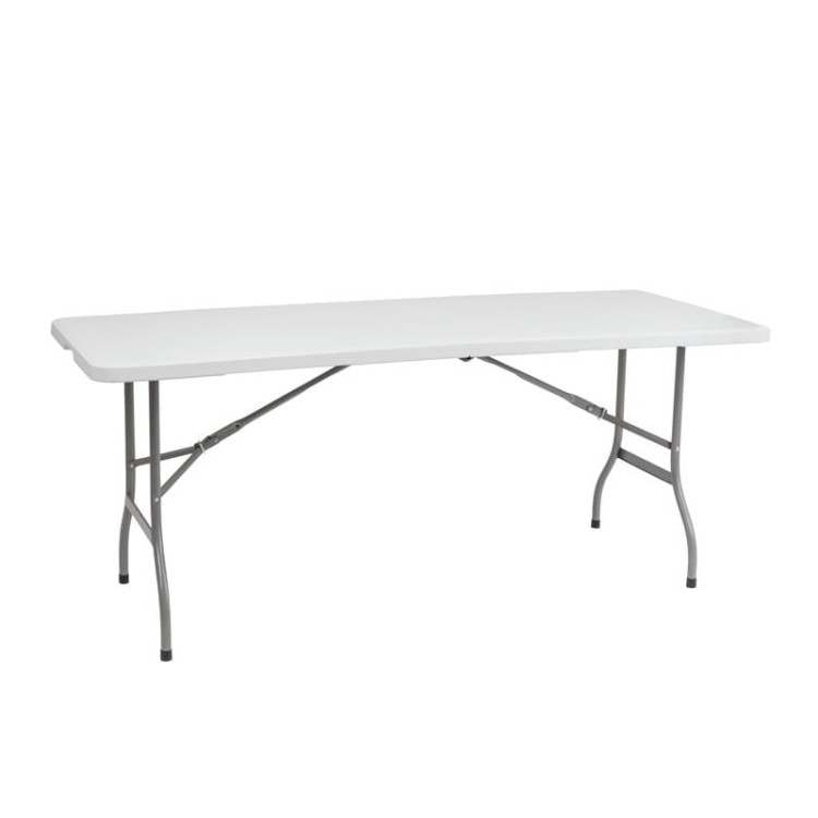 Stół cateringowy w kolorze białym.