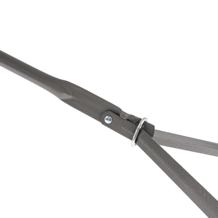 Stół cateringowy w kolorze białym.