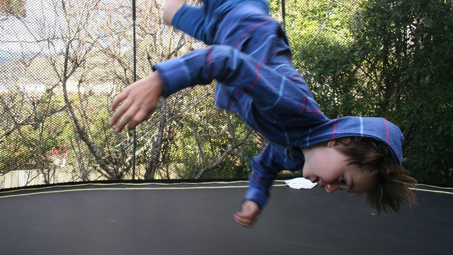 Trampolina dla dzieci.