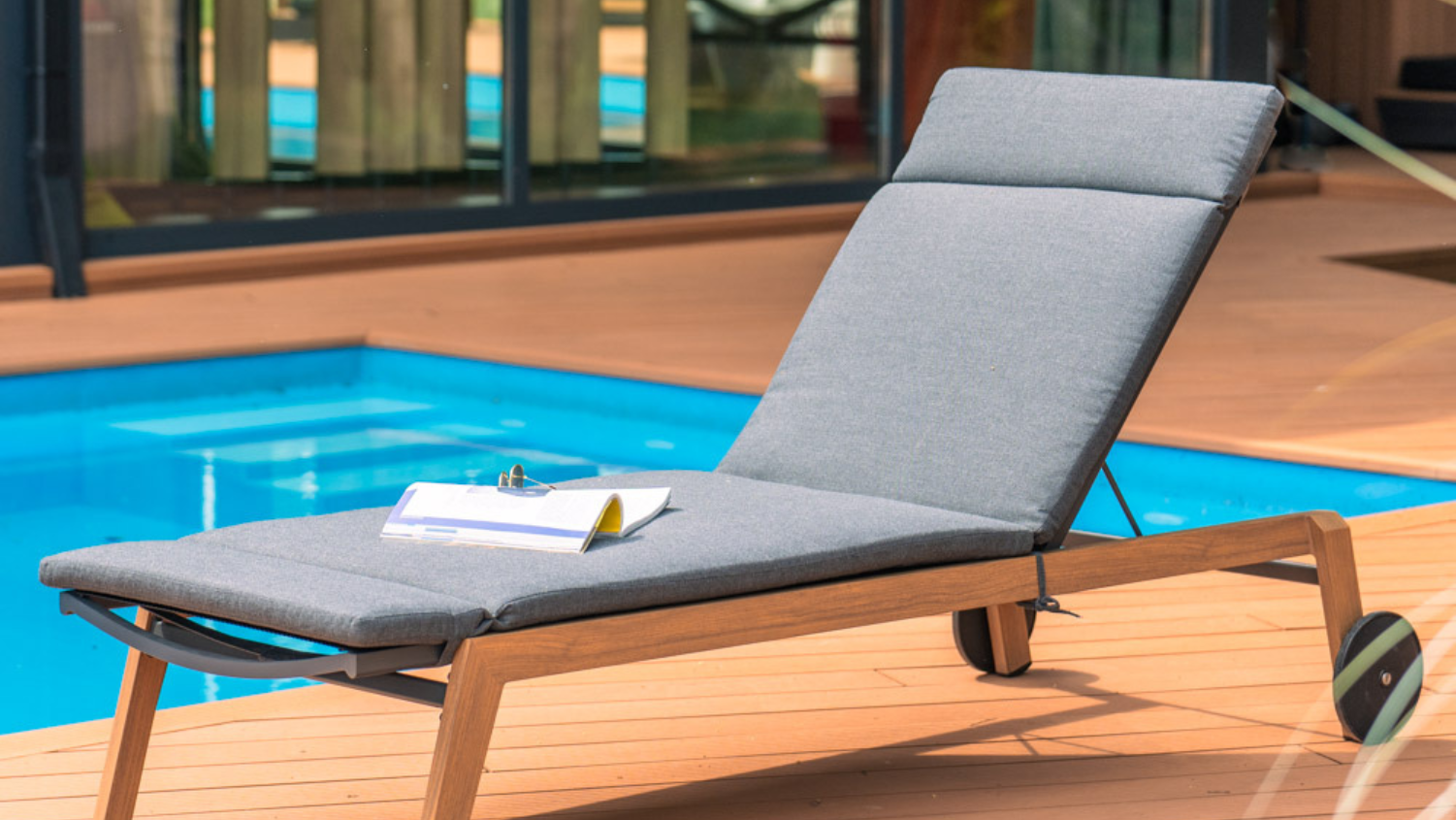 Fotel, sofa czy leżak? Wybierz wypoczynek idealny do swojego ogrodu